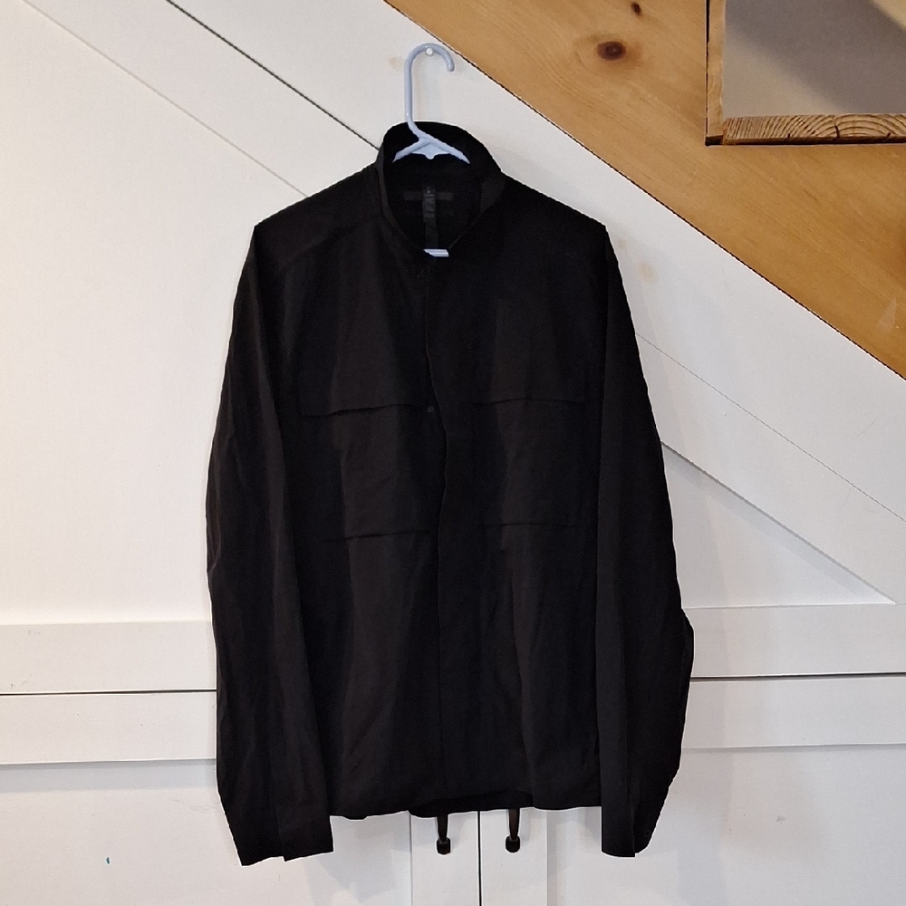 Lululemon Men's Black Lightweight Active Jacket